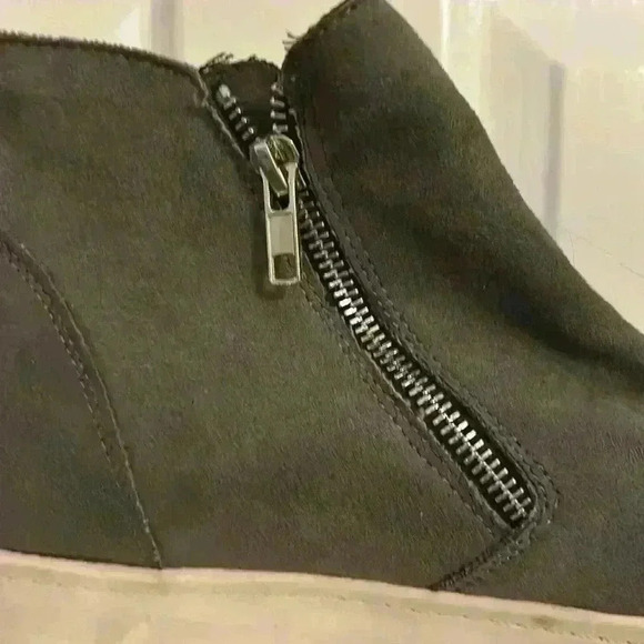 Zipper Sided Dark Grey Slip-On Shoes - Picture 3 of 9
